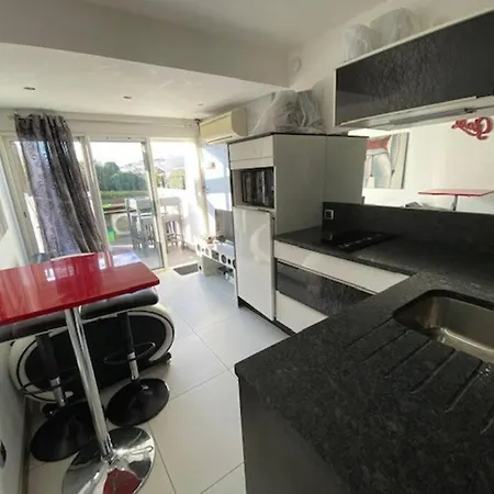 7, Port Nature 1 Au Village Naturiste * Agde